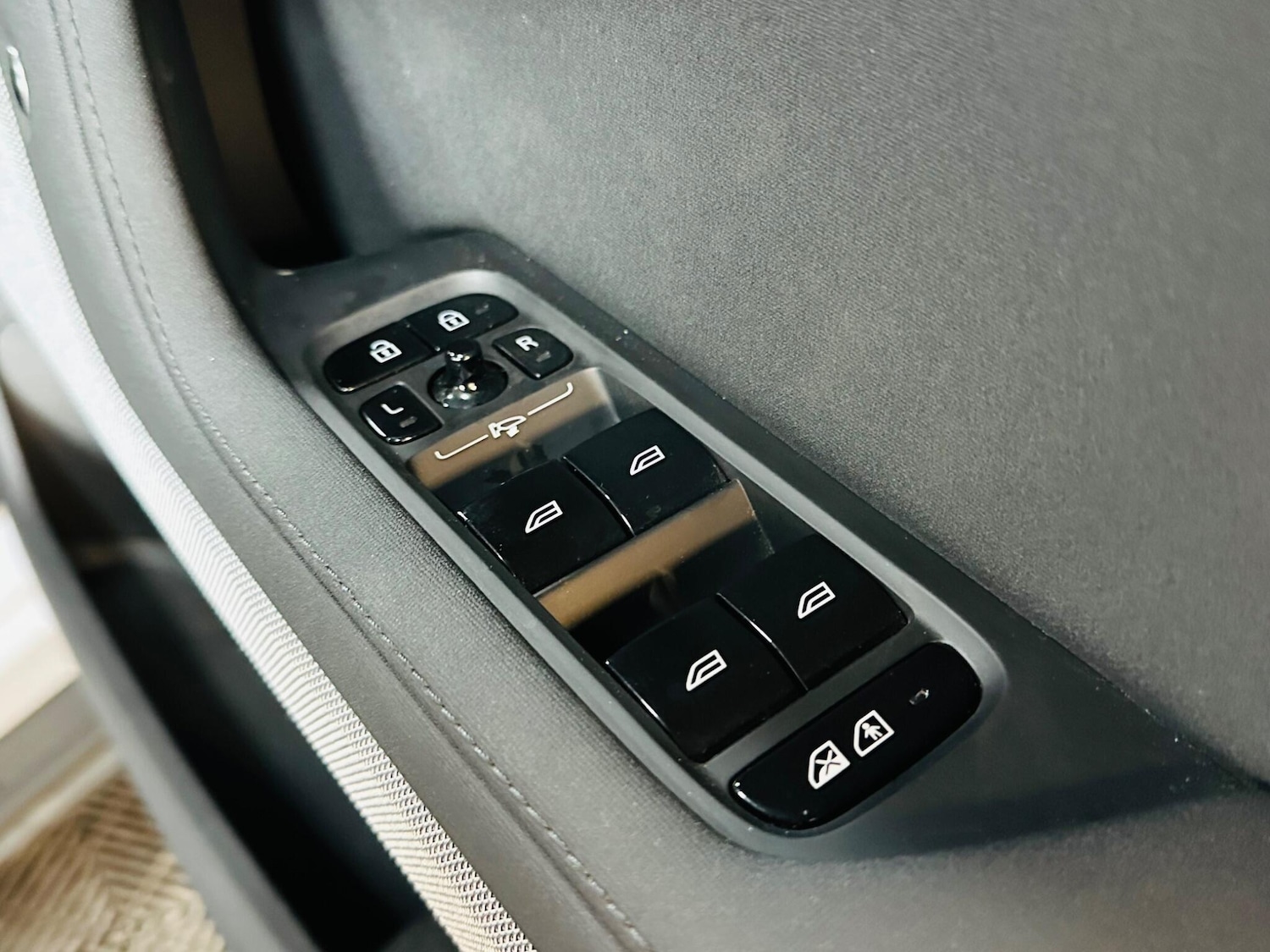 Used Polestar Polestar 2 for sale - 77853091: Photo 55