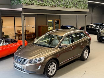 Used Volvo XC60 2015 for sale - 79018709: Photo