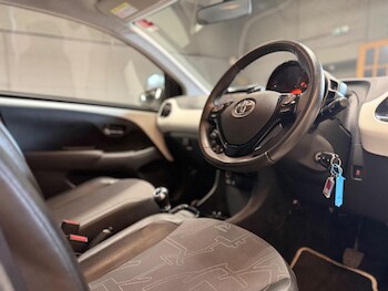 Used Toyota AYGO 2015 for sale - 78647980: Photo