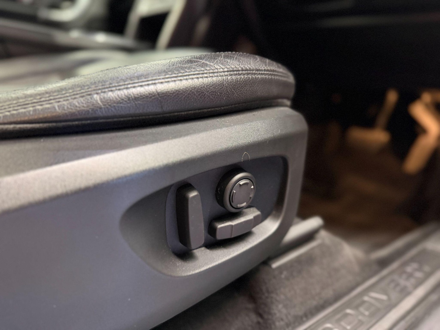 Used Land Rover Discovery Sport 2018 for sale - 78127735: Photo 10