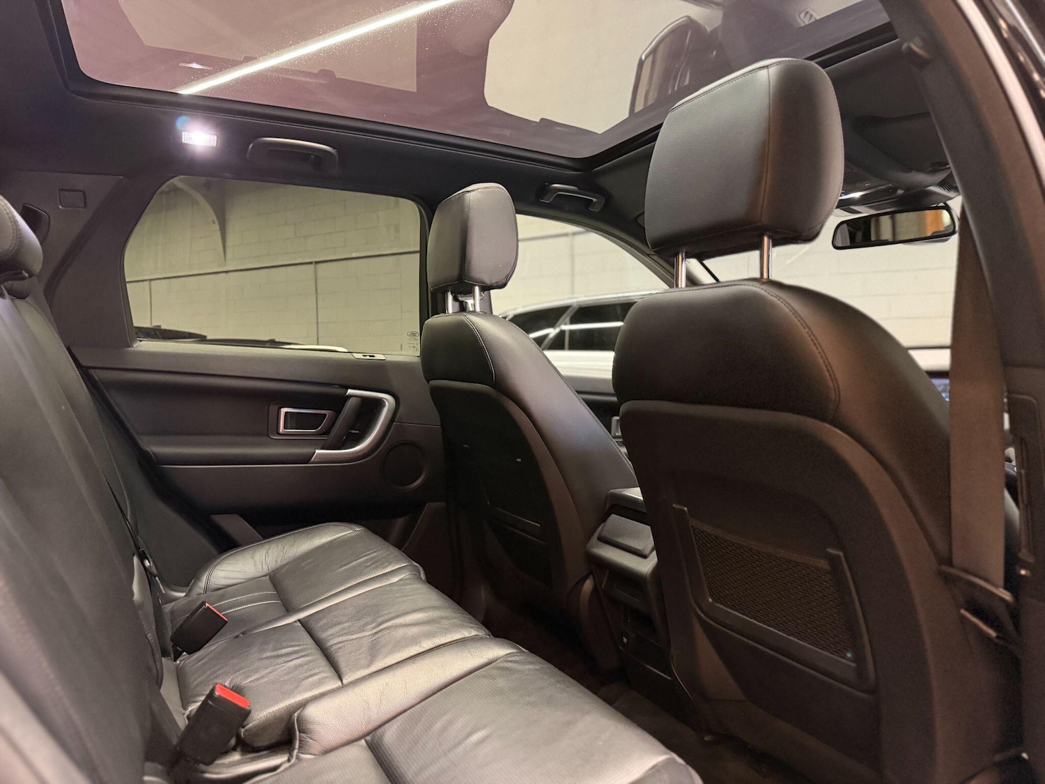 Used Land Rover Discovery Sport 2018 for sale - 78127735: Photo 12