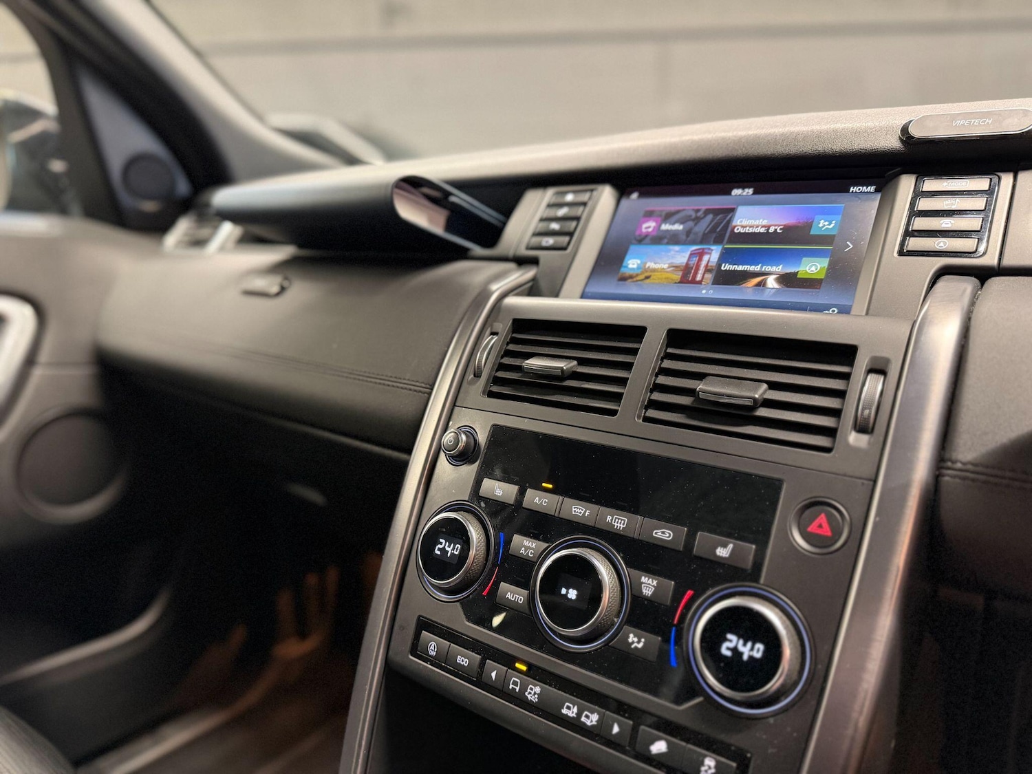 Used Land Rover Discovery Sport 2018 for sale - 78127735: Photo 13