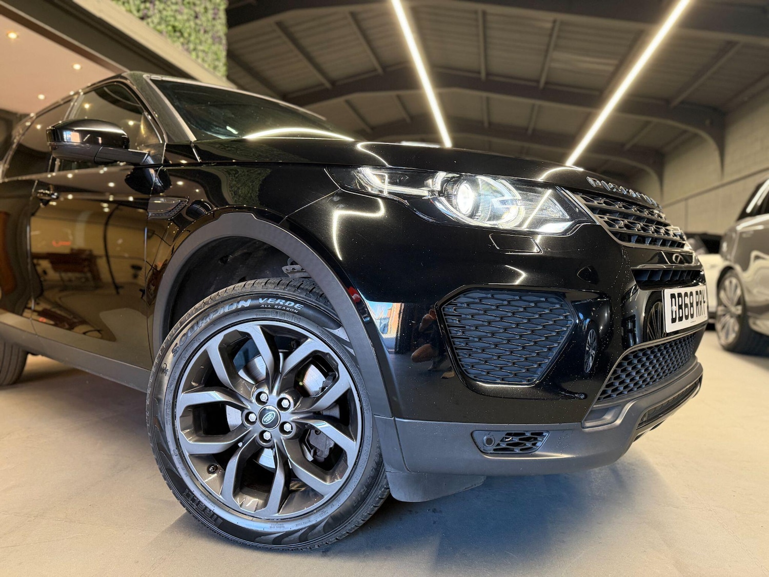 Used Land Rover Discovery Sport 2018 for sale - 78127735: Photo 14