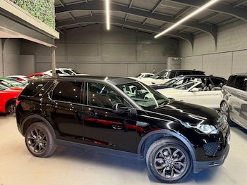 Land Rover Discovery Sport feature image