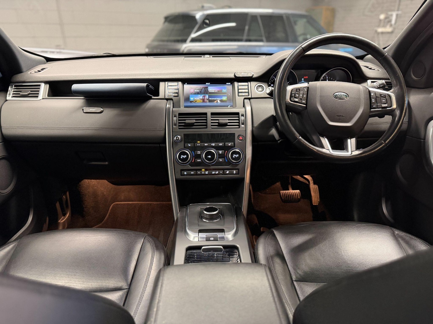 Used Land Rover Discovery Sport 2018 for sale - 78127735: Photo 26