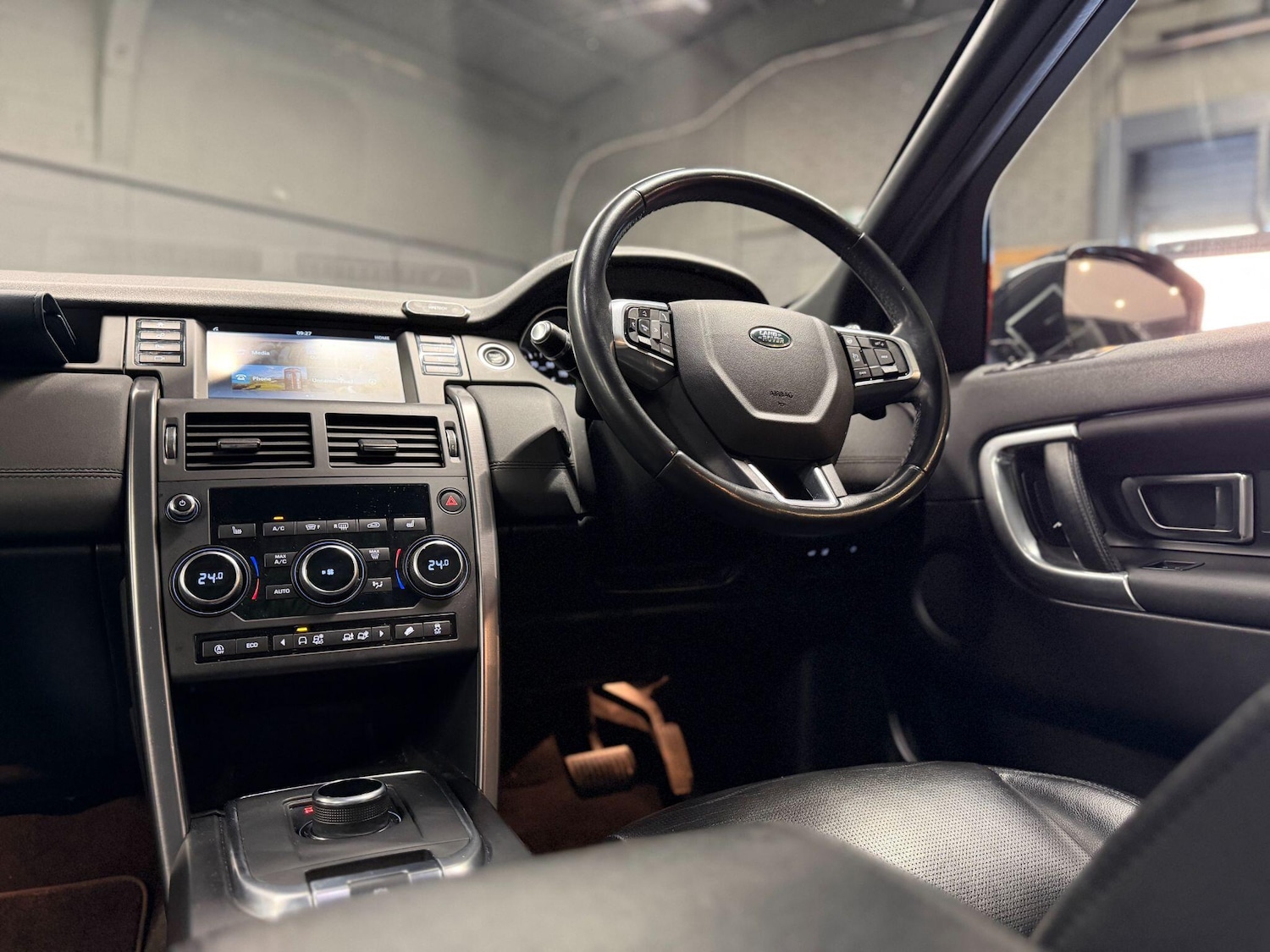 Used Land Rover Discovery Sport 2018 for sale - 78127735: Photo 27