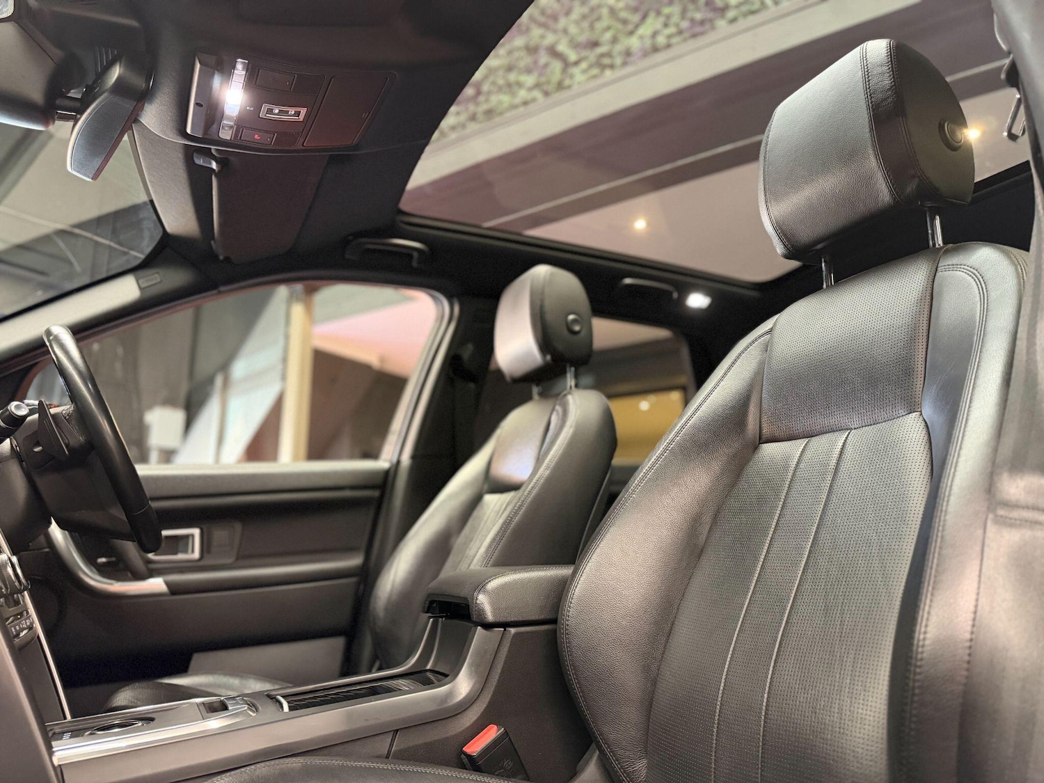 Used Land Rover Discovery Sport 2018 for sale - 78127735: Photo 5