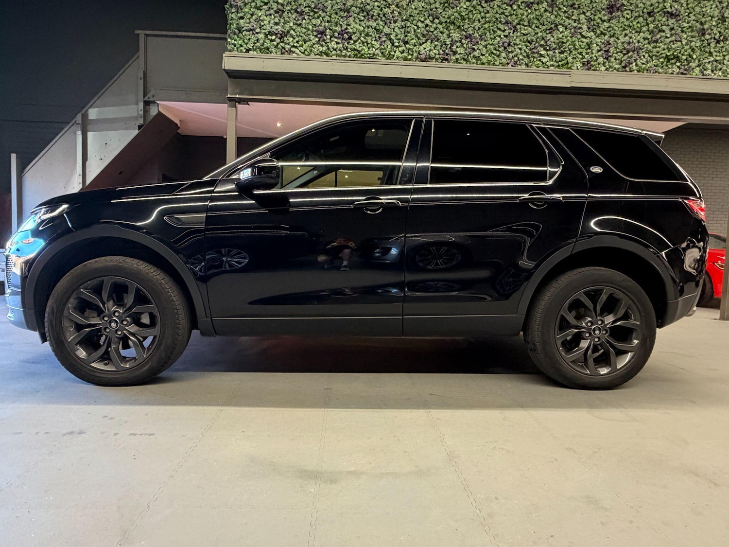 Used Land Rover Discovery Sport 2018 for sale - 78127735: Photo 6