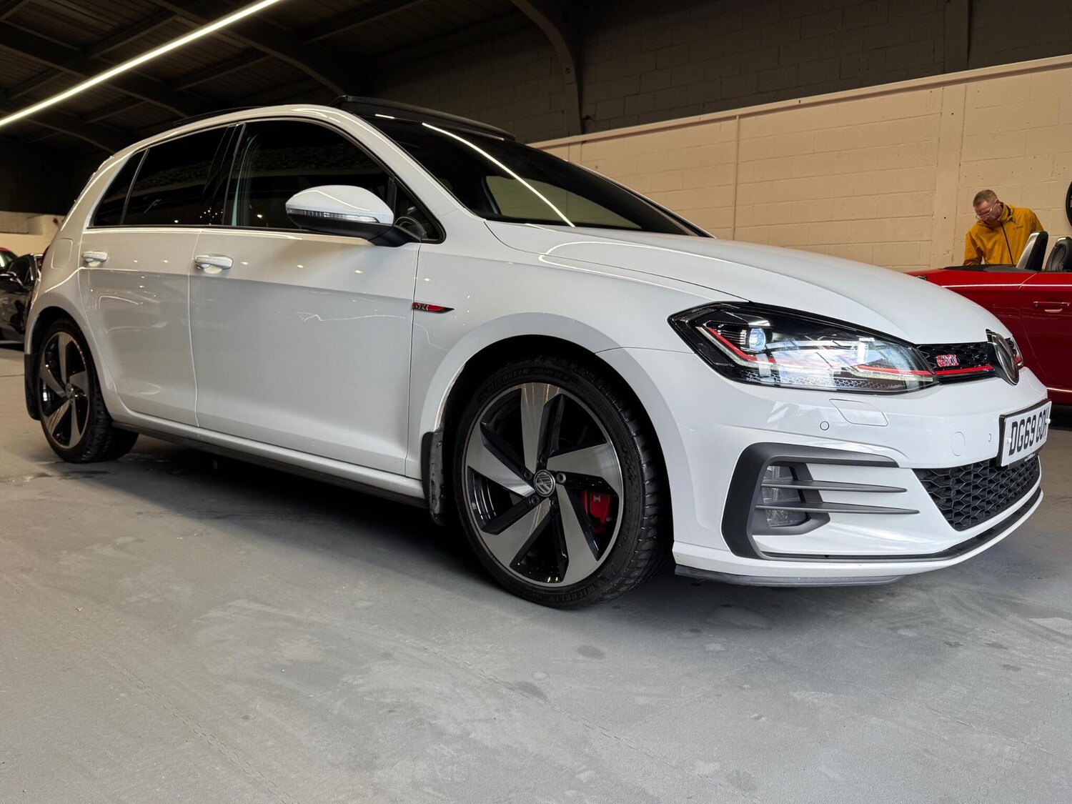 Used Volkswagen Golf 2019 for sale - 76865173: Photo 11