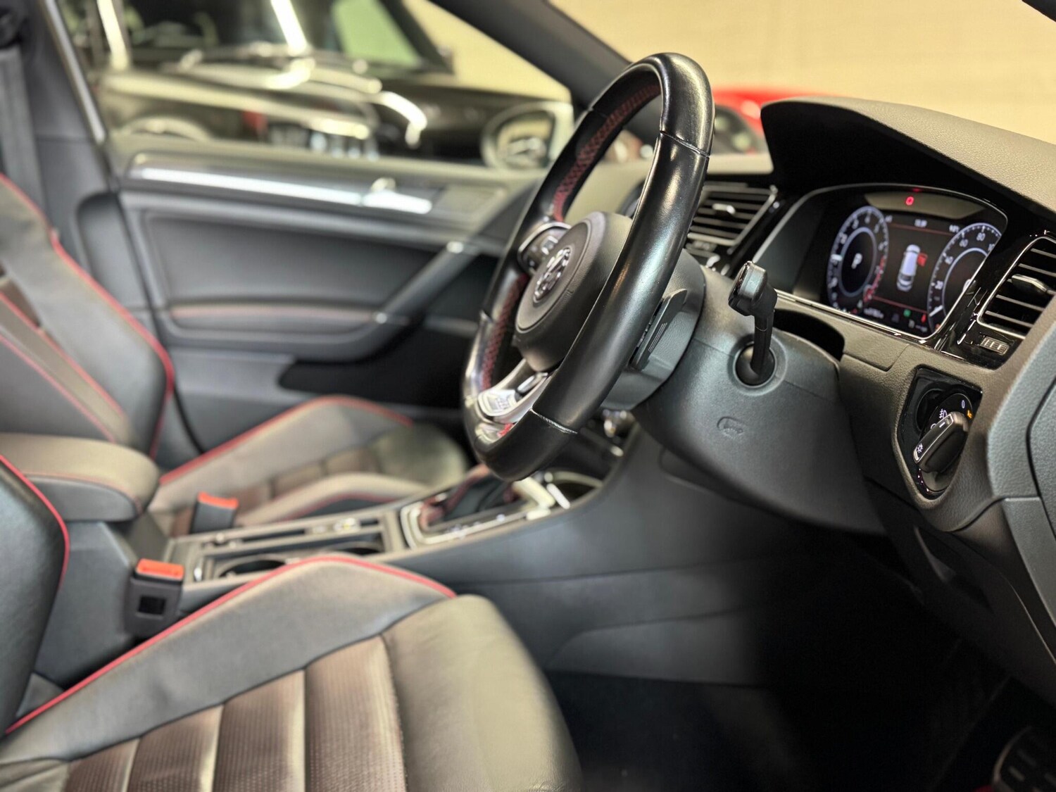 Used Volkswagen Golf 2019 for sale - 76865173: Photo 23