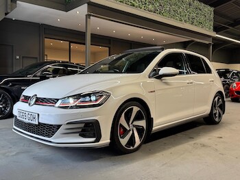 Used Volkswagen Golf 2019 for sale - 76865173: Photo