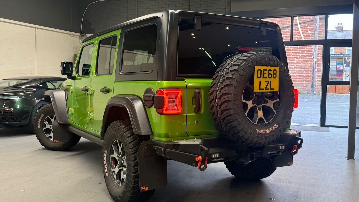 Used Jeep Wrangler 2018 for sale - 76866504: Photo 28