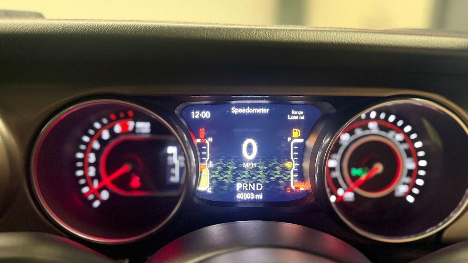 Used Jeep Wrangler 2018 for sale - 76866504: Photo 34