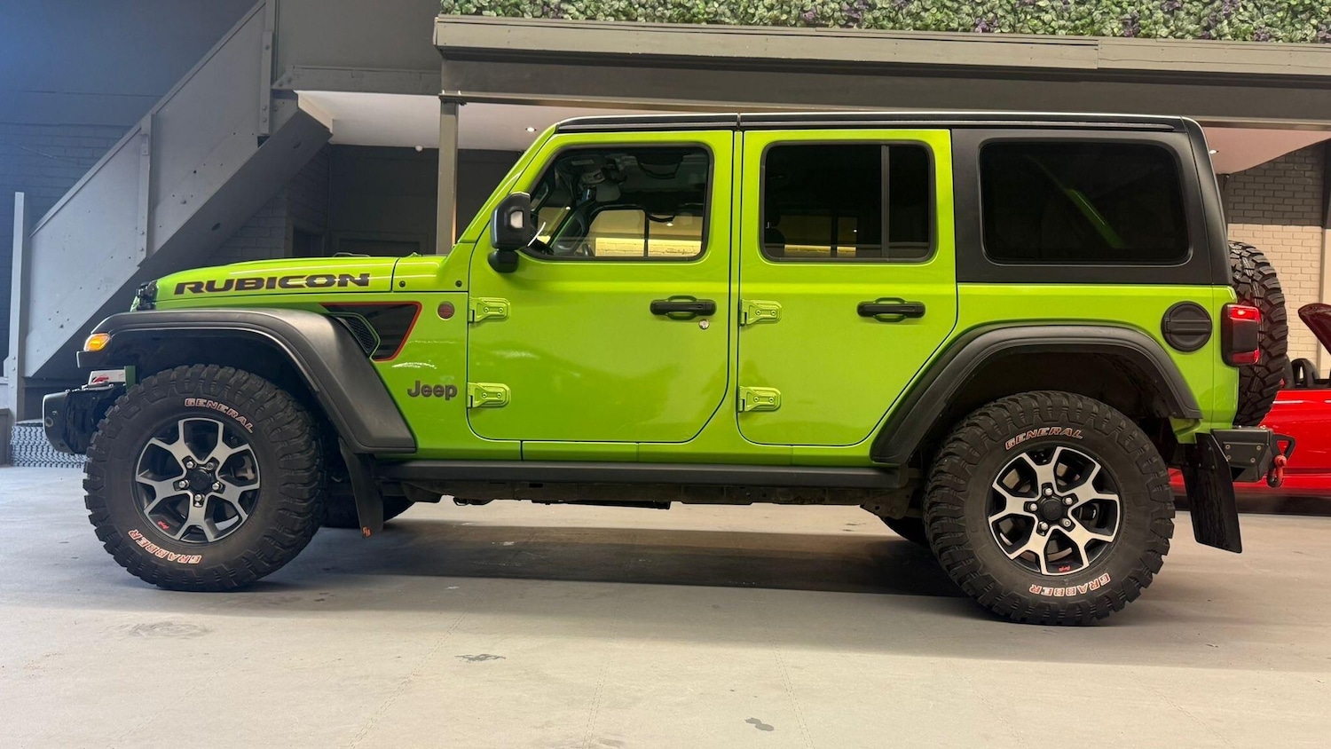 Used Jeep Wrangler 2018 for sale - 76866504: Photo 4