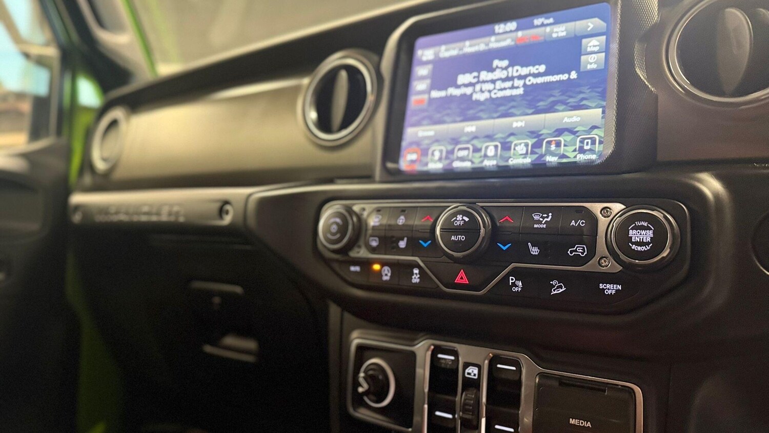 Used Jeep Wrangler 2018 for sale - 76866504: Photo 42