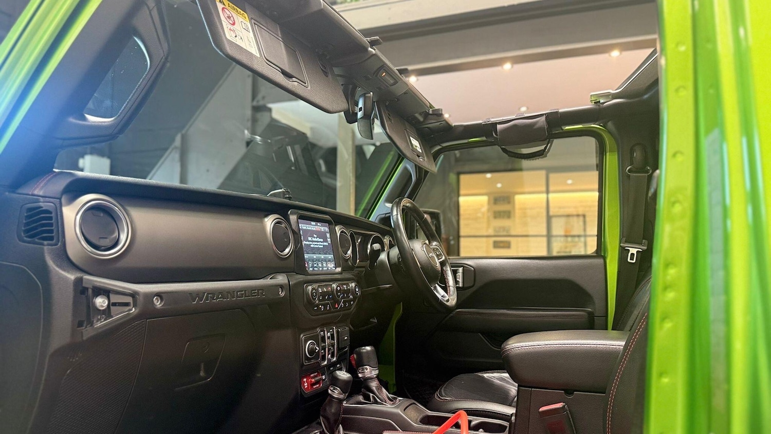 Used Jeep Wrangler 2018 for sale - 76866504: Photo 44