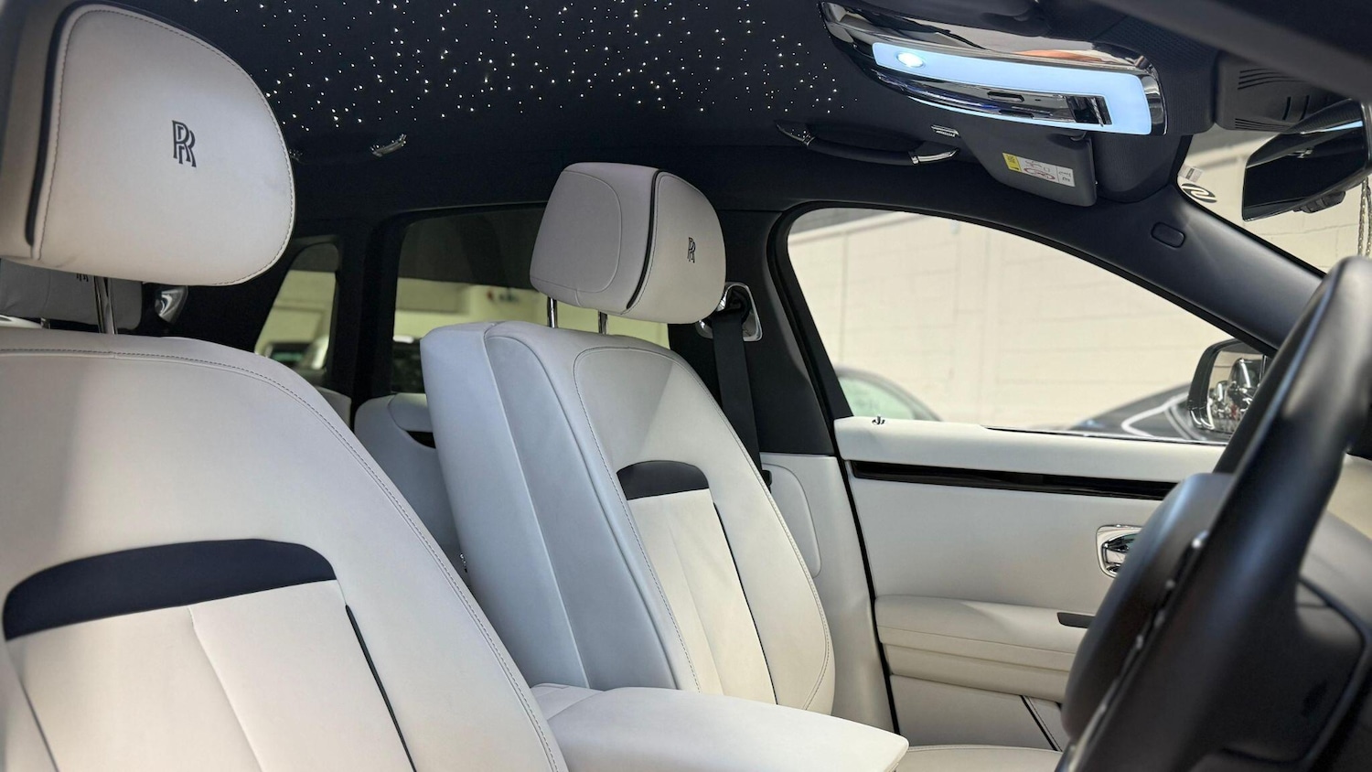 Used Rolls-Royce Ghost 2024 for sale - 76865948: Photo 18