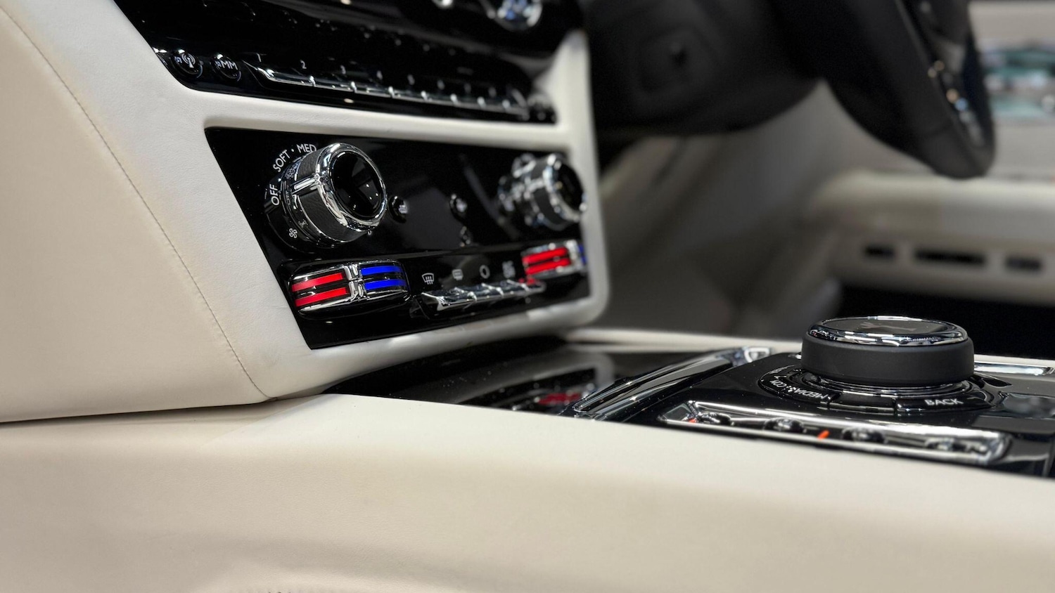 Used Rolls-Royce Ghost 2024 for sale - 76865948: Photo 19