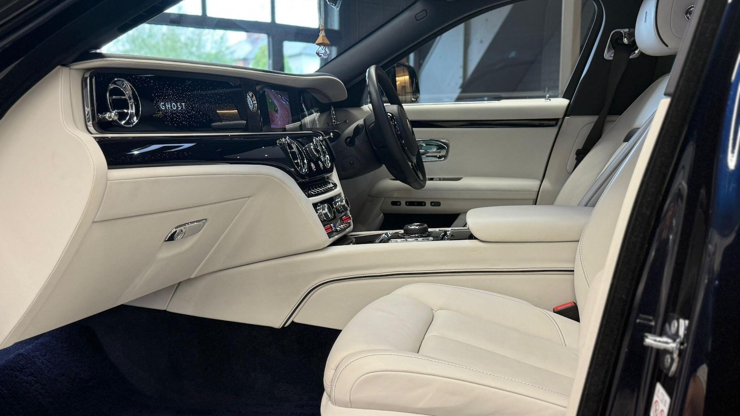 Used Rolls-Royce Ghost 2024 for sale - 76865948: Photo 25