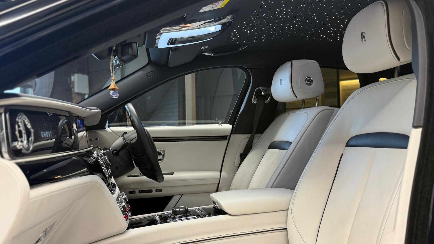 Used Rolls-Royce Ghost 2024 for sale - 76865948: Photo 4