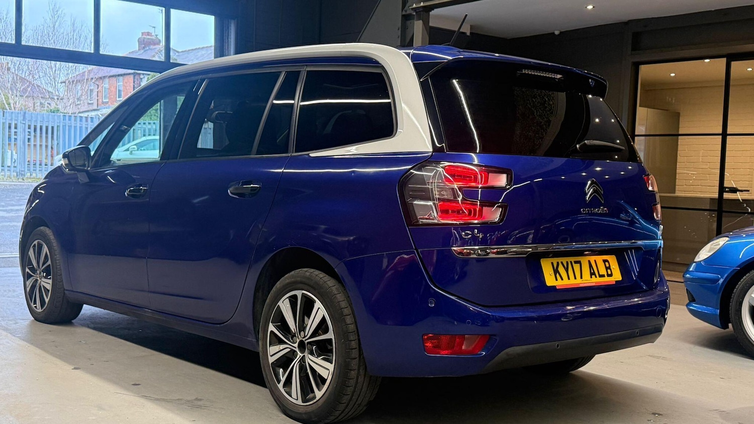 Used Citroen Grand C4 Picasso 2017 for sale - 77598395: Photo 10