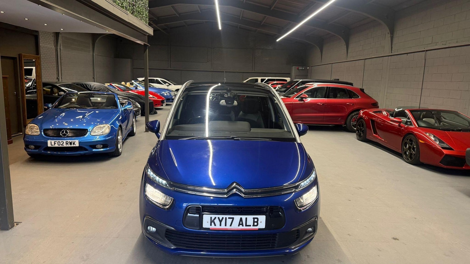 Used Citroen Grand C4 Picasso 2017 for sale - 77598395: Photo 12