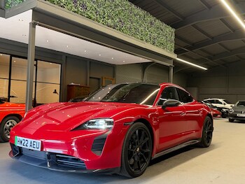 Used Porsche Taycan 2022 for sale - 78245135: Photo