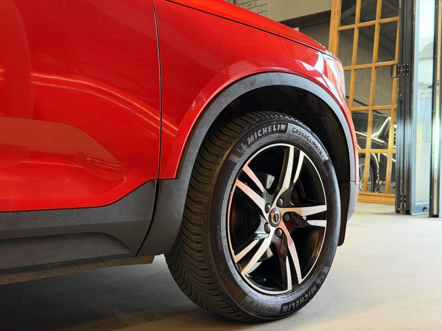 Used Volvo XC40 for sale - 78128126: Photo 25