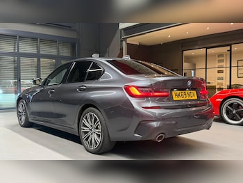 Used BMW 3 Series 2019 for sale - 77074154: Photo