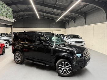 Used Land Rover Defender 110 2022 for sale - 78866463: Photo