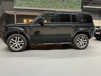 Used Land Rover Defender 110 2022 for sale - 78866463: Photo