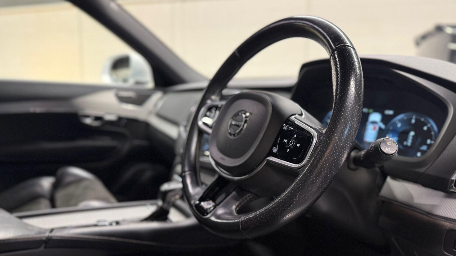 Used Volvo XC90 2017 for sale - 76866480: Photo 16