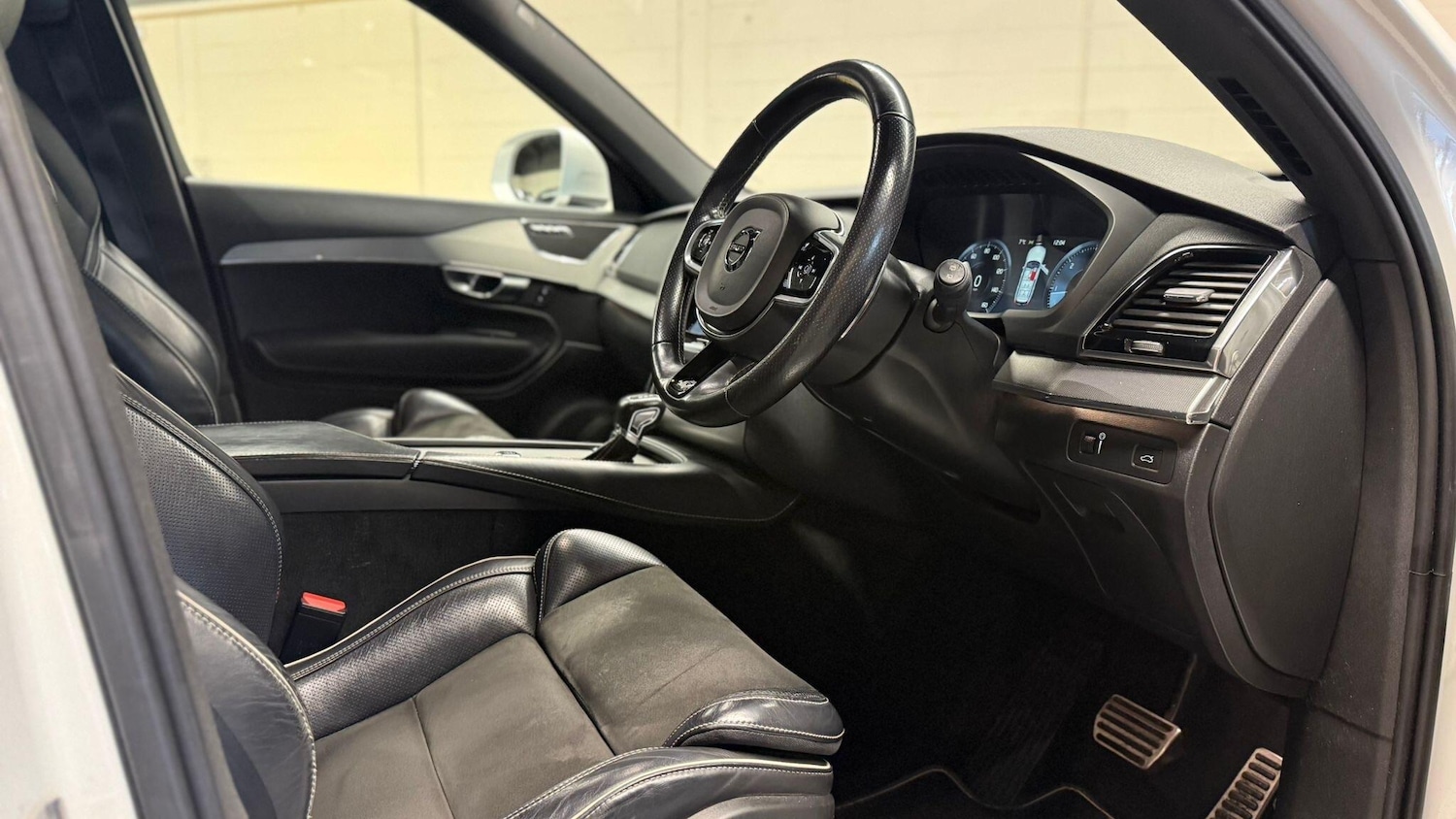 Used Volvo XC90 2017 for sale - 76866480: Photo 7