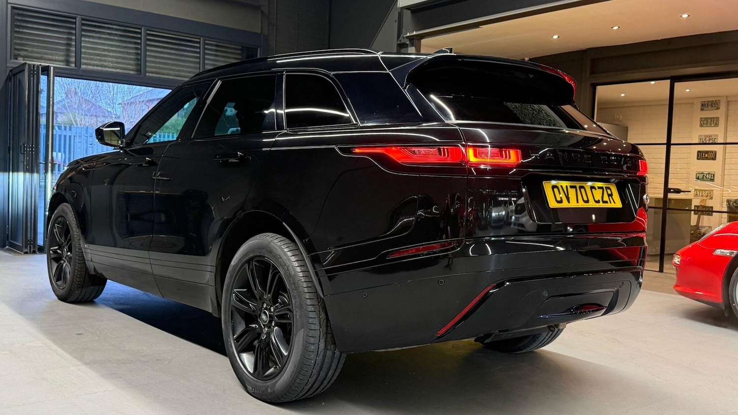 Used Land Rover Range Rover Velar 2020 for sale - 77073841: Photo 11