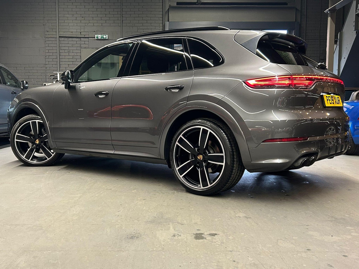 Used Porsche Cayenne for sale - 77646215: Photo 17