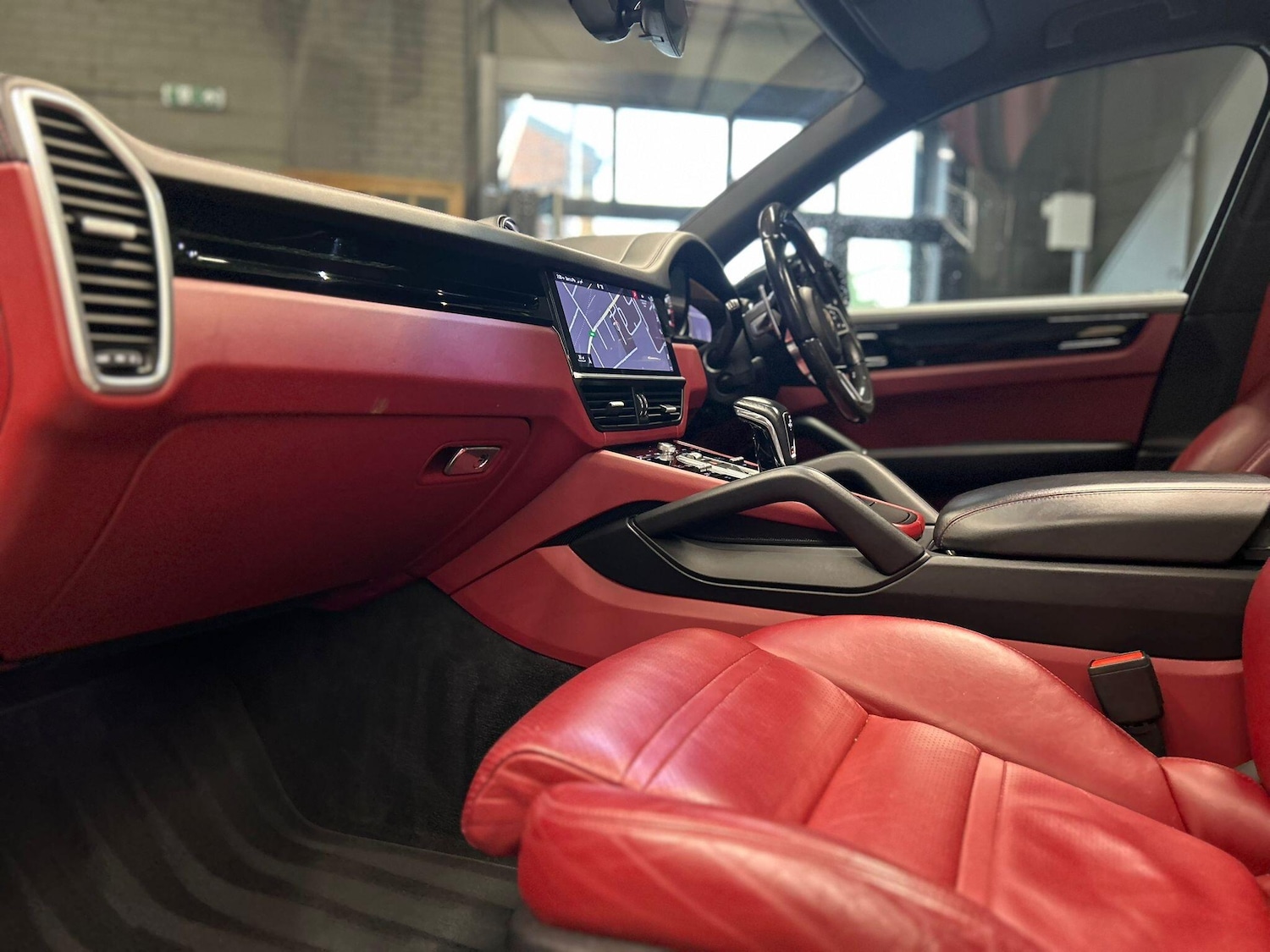 Used Porsche Cayenne for sale - 77646215: Photo 29