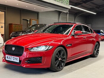 Used Jaguar XE 2017 for sale - 77320932: Photo