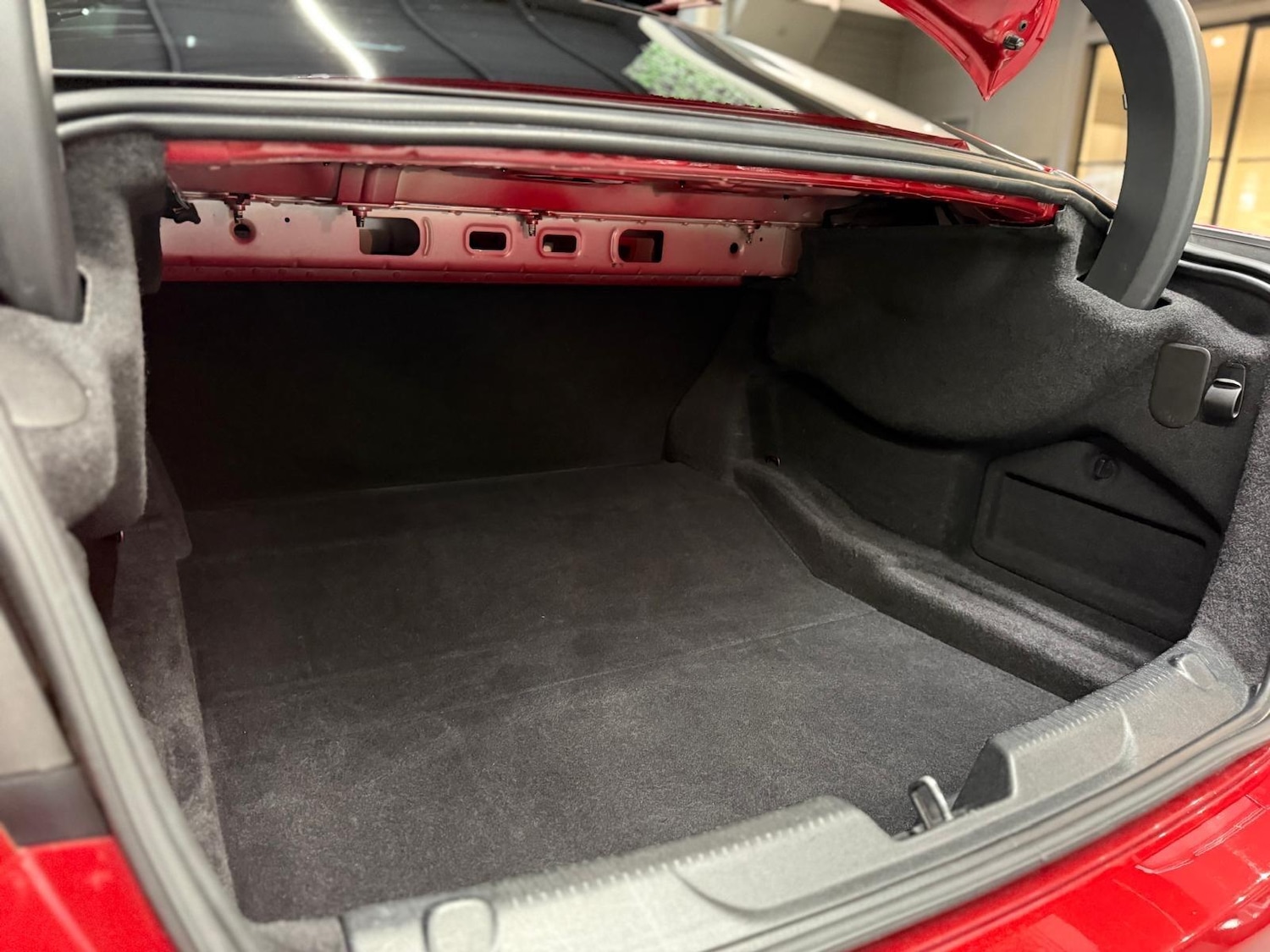 Used Jaguar XE for sale - 77320932: Photo 32