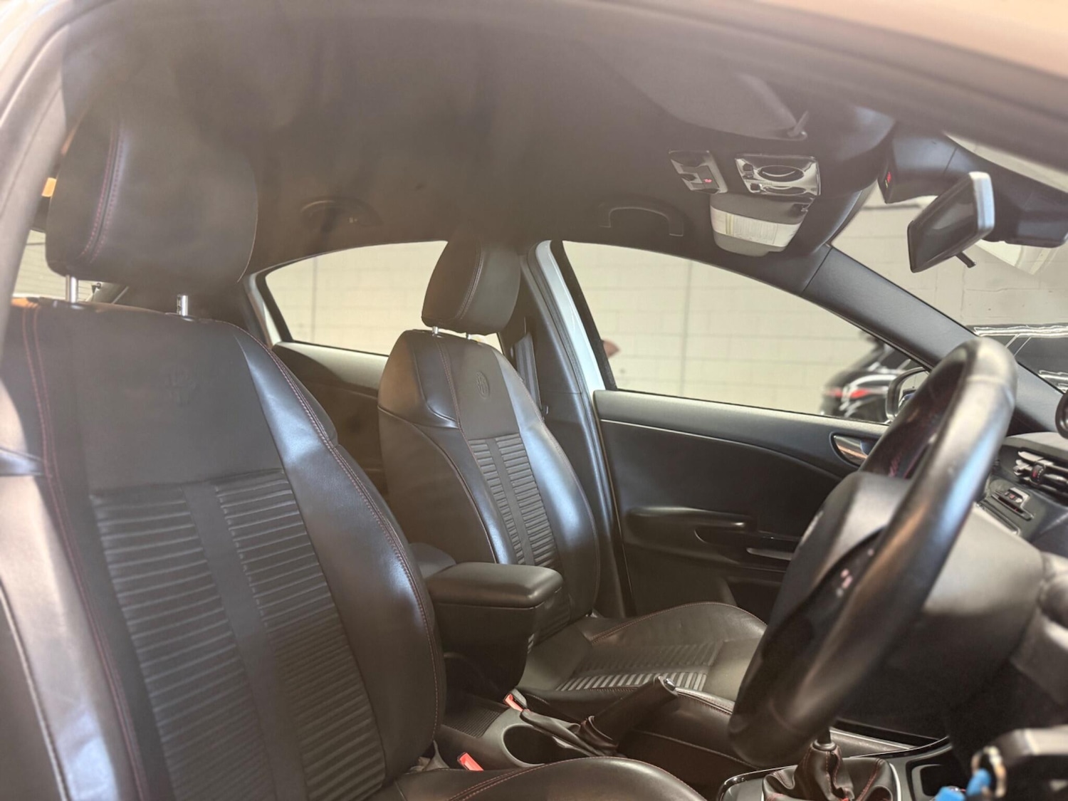 Used Alfa Romeo Giulietta 2012 for sale - 77883535: Photo 15