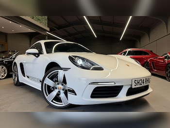 Used Porsche Cayman 2024 for sale - 77645946: Photo
