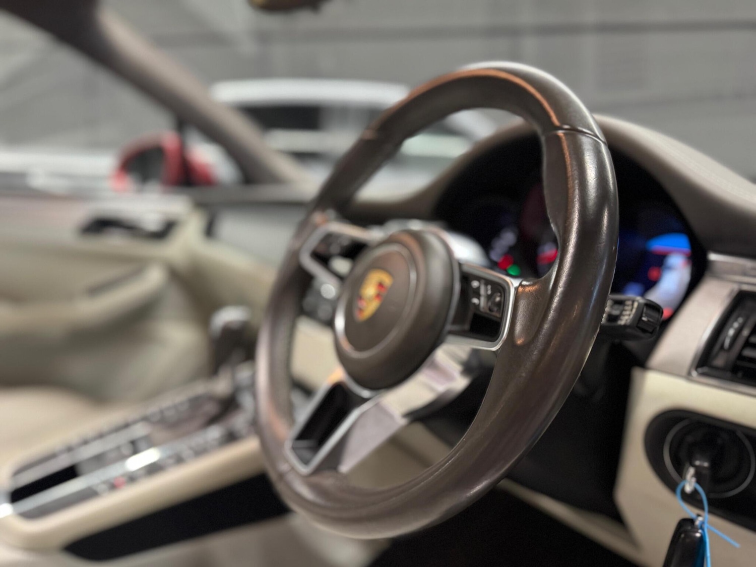 Used Porsche Macan 2015 for sale - 77190991: Photo 26