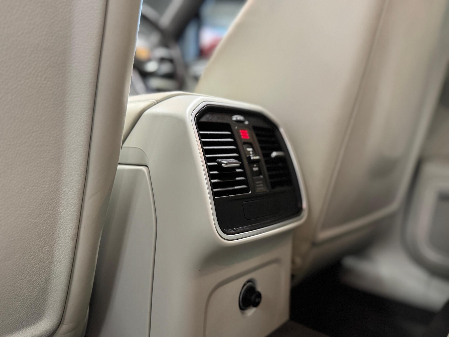 Used Porsche Macan 2015 for sale - 77190991: Photo 29