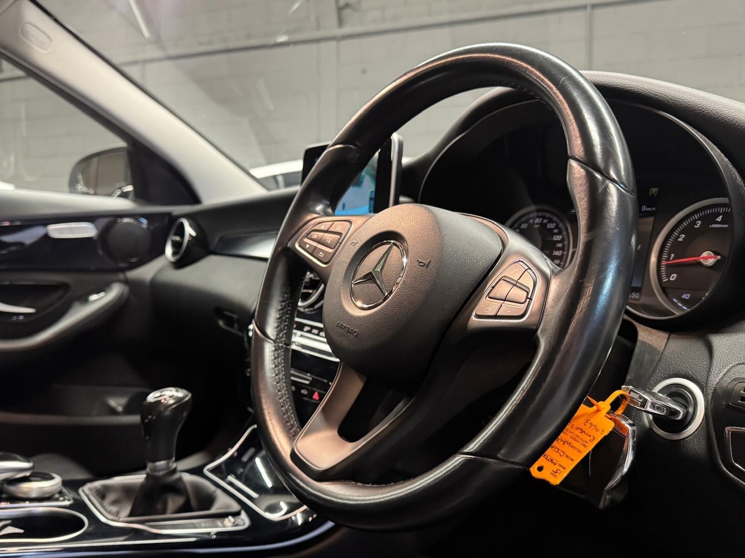 Used Mercedes-Benz C Class 2015 for sale - 77191224: Photo 10