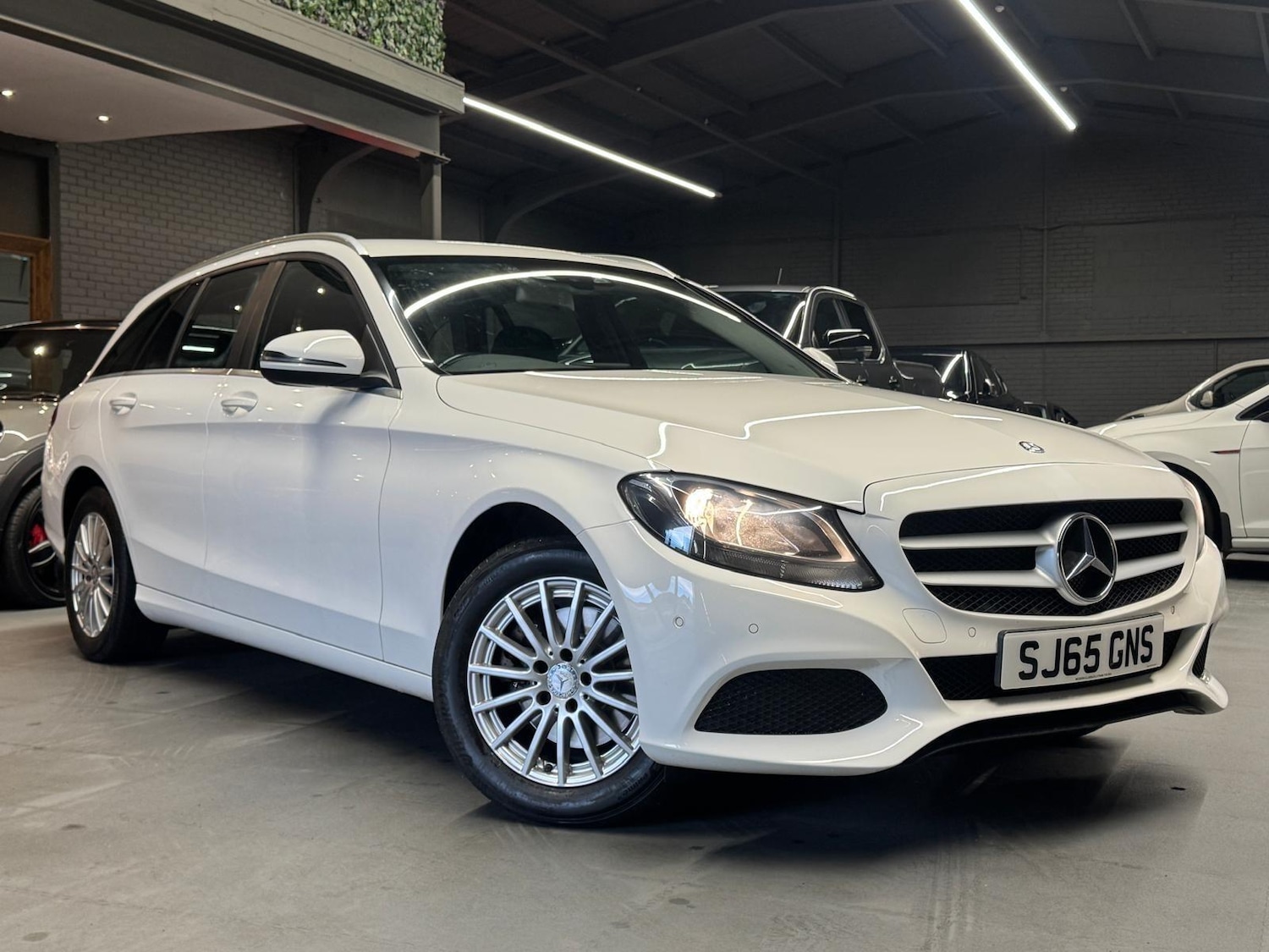 Used Mercedes-Benz C Class 2015 for sale - 77191224: Photo 11