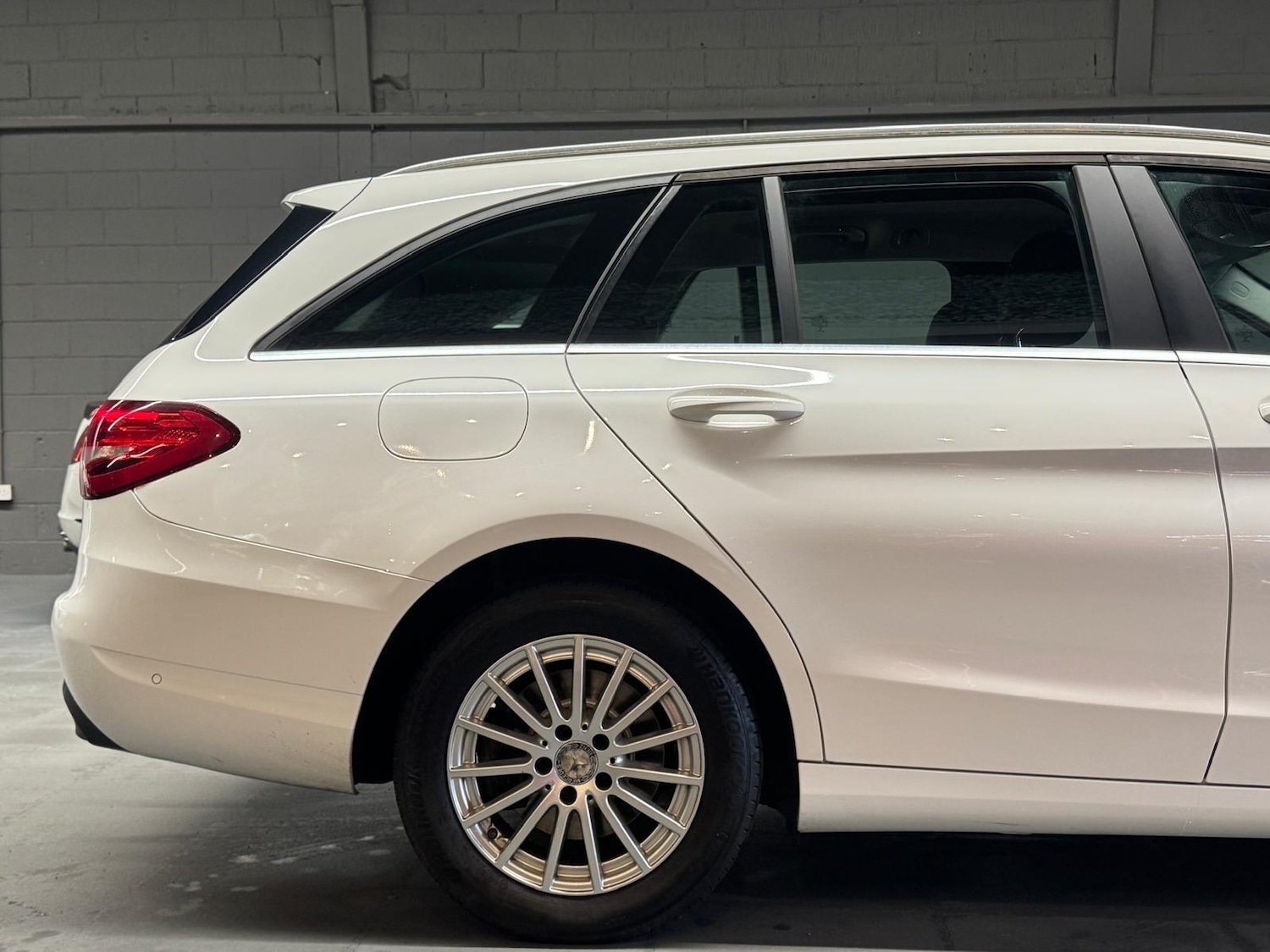 Used Mercedes-Benz C Class 2015 for sale - 77191224: Photo 13