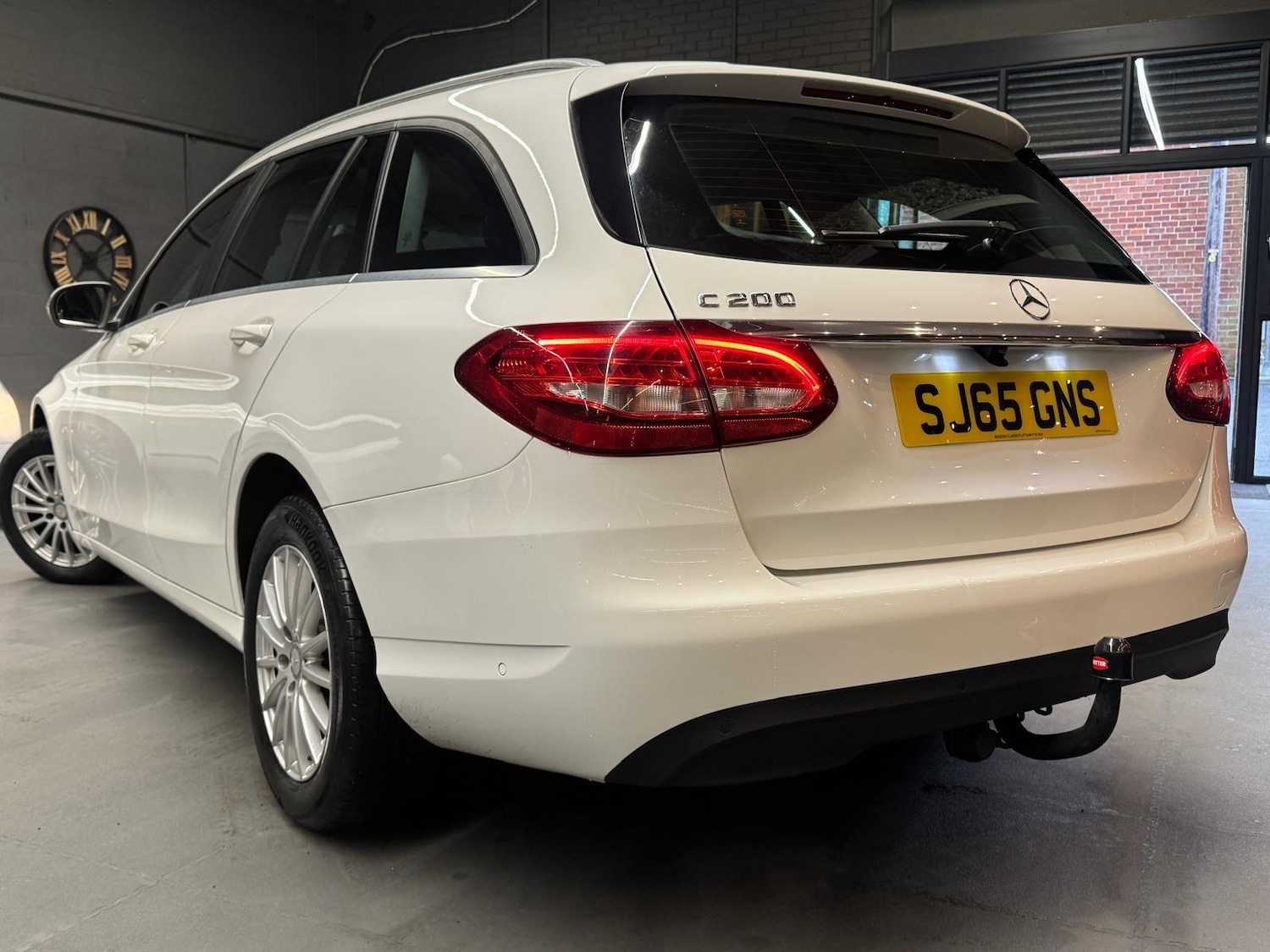 Used Mercedes-Benz C Class 2015 for sale - 77191224: Photo 23