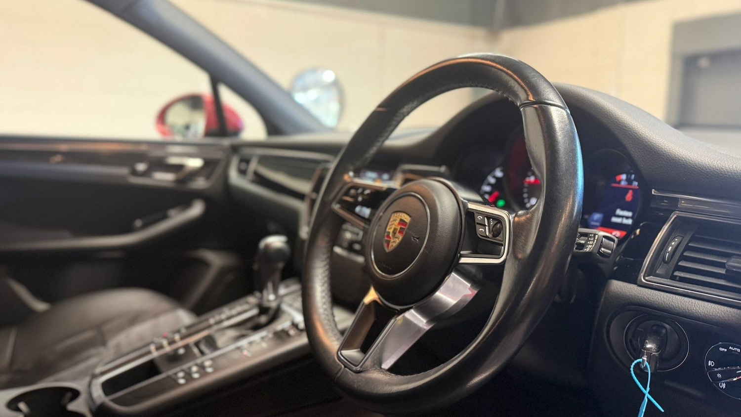 Used Porsche Macan 2015 for sale - 76865835: Photo 13