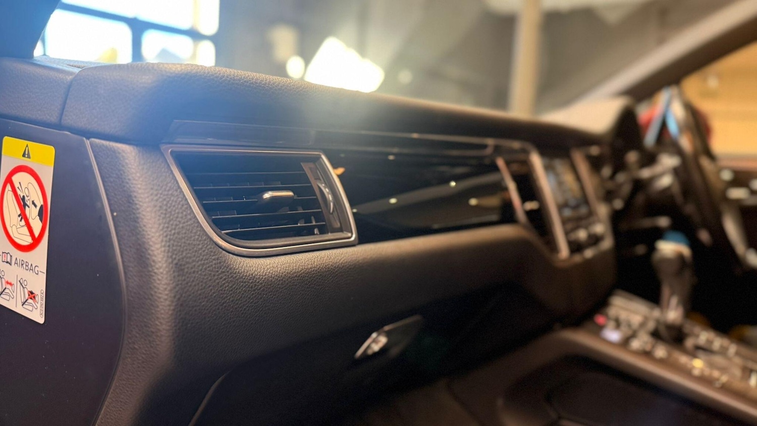 Used Porsche Macan 2015 for sale - 76865835: Photo 29