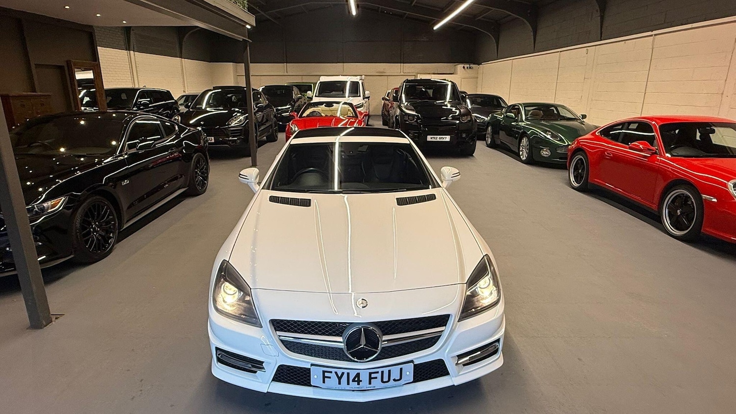 Used Mercedes-Benz SLK 2014 for sale - 76866479: Photo 11