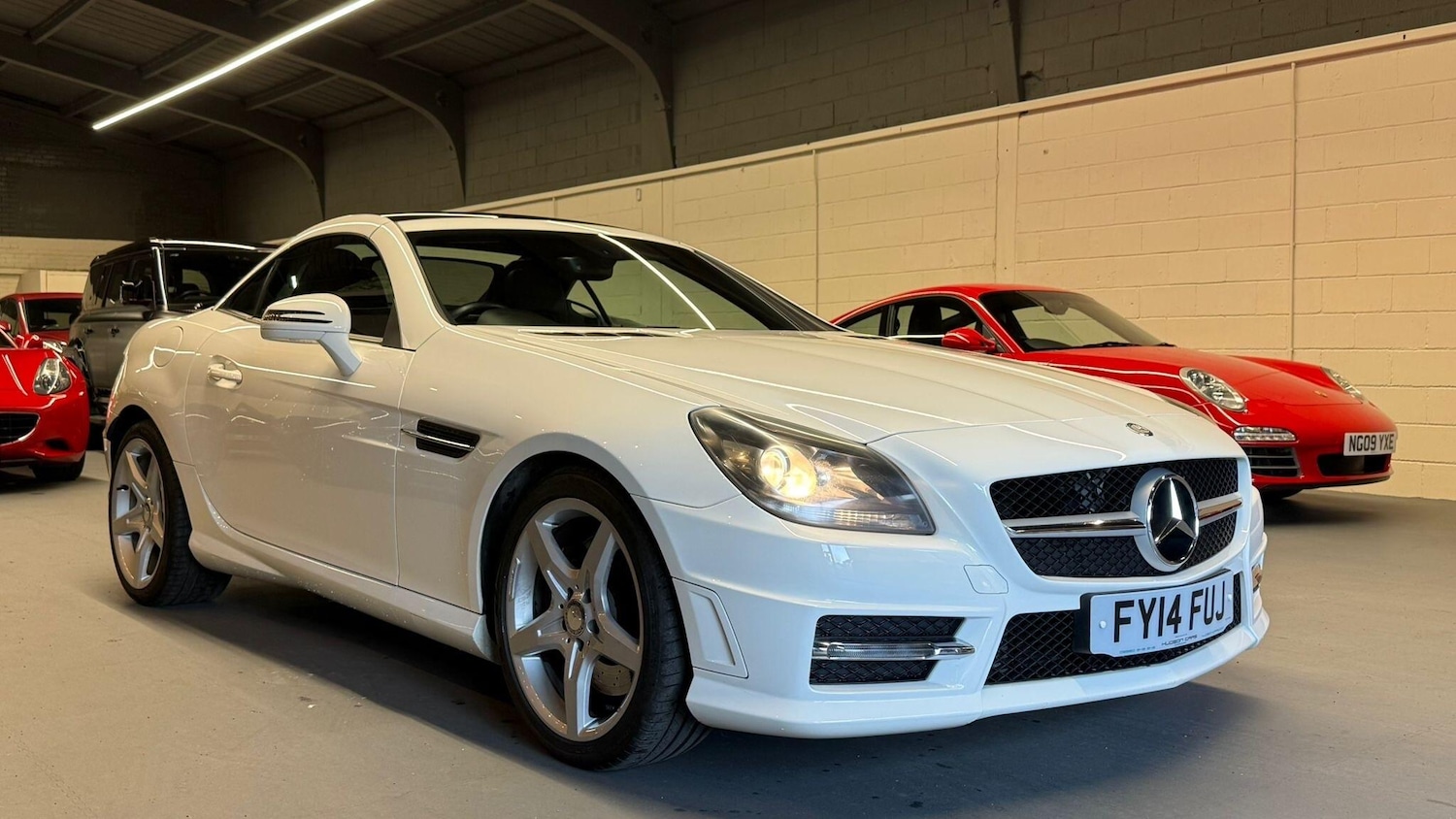 Used Mercedes-Benz SLK 2014 for sale - 76866479: Photo 26